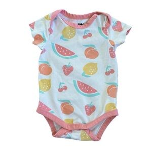 Monica + Andy Fruits Onesie Short Sleeve Baby Girls Size 0-3 Organic Cotton